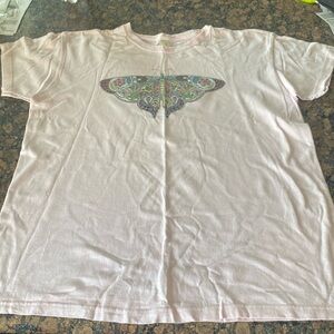 Women’s light pink T-shirt with butterfly emblem
